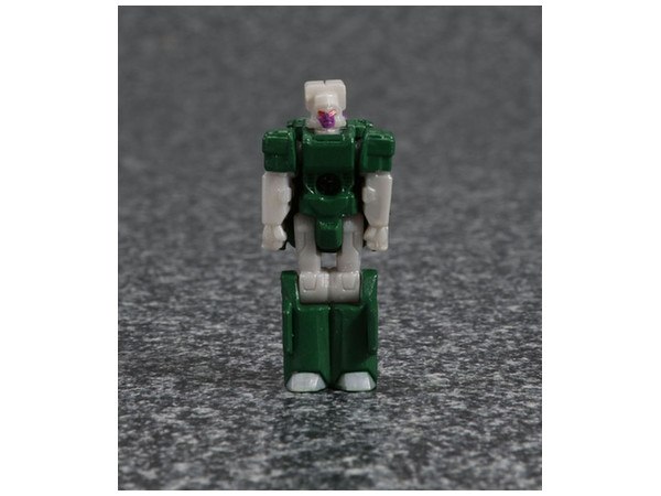 E Hobby Convobat   Comic Page Plus Photo Of Megalligator Headmaster In Robot Mode  (1 of 2)